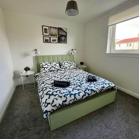 Clydebank Brand New 3Bdr Home, Glasgow Exterior photo