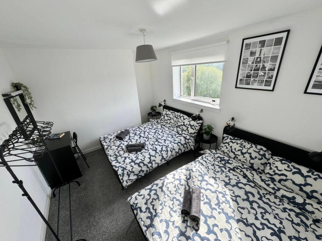 Brand New 3bdr Home, Glasgow Holiday home *