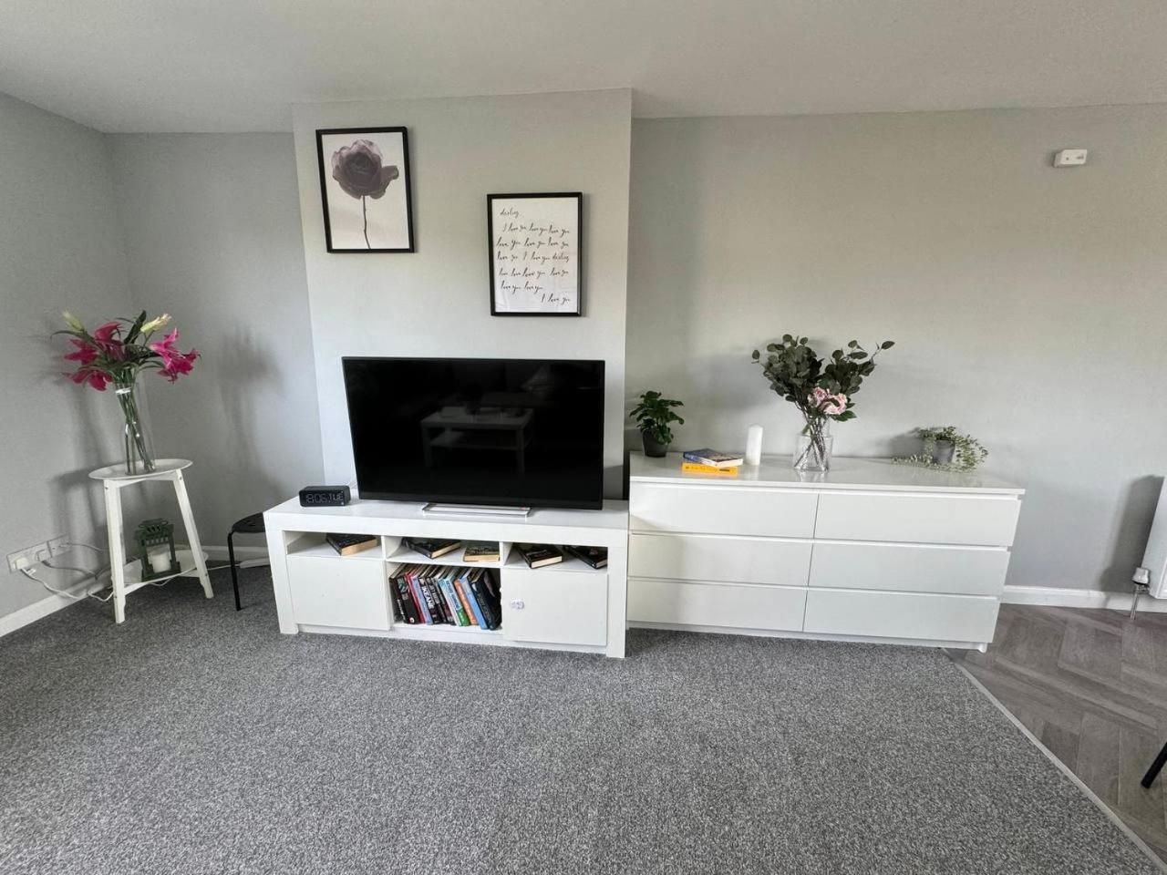 Brand New 3bdr Home, Glasgow * Clydebank