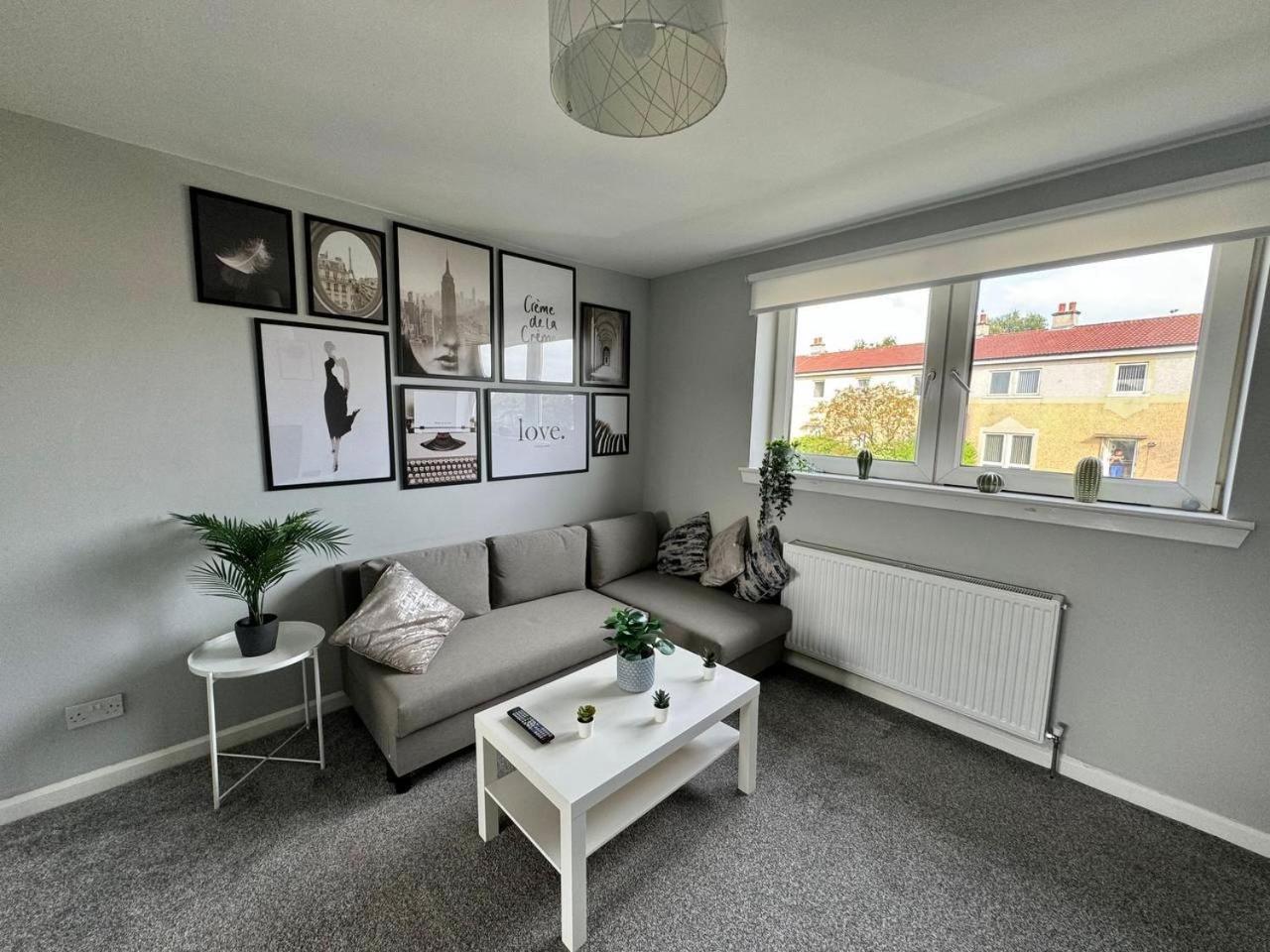 Brand New 3bdr Home, Glasgow Holiday home Clydebank