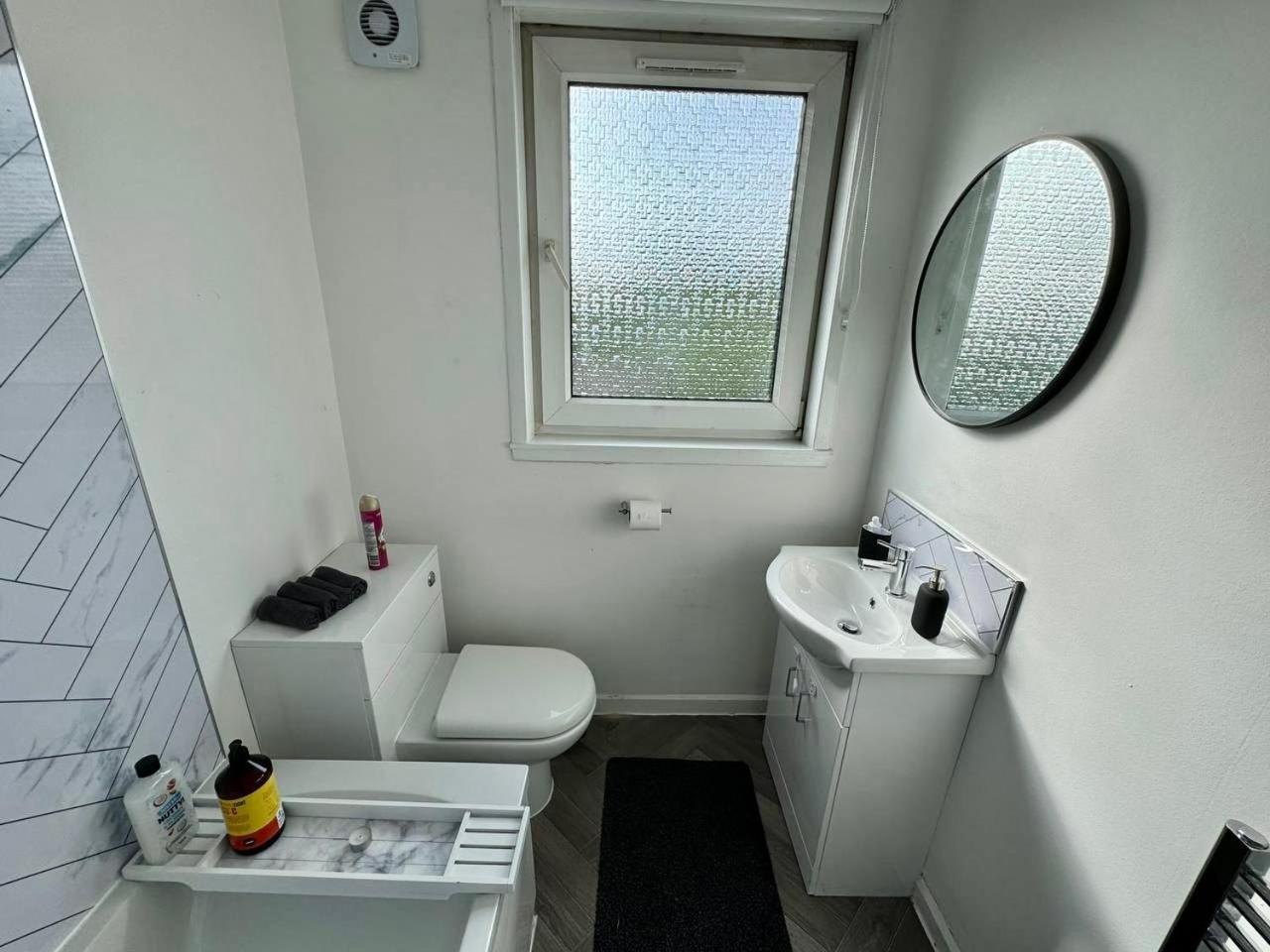 Holiday home Brand New 3bdr Home, Glasgow