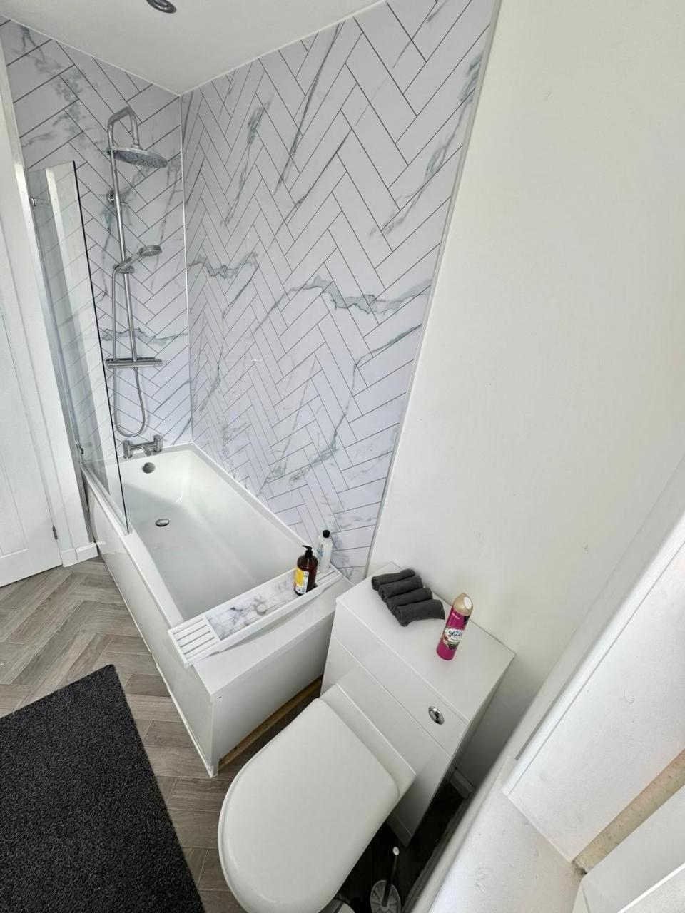 Holiday home Brand New 3bdr Home, Glasgow Clydebank