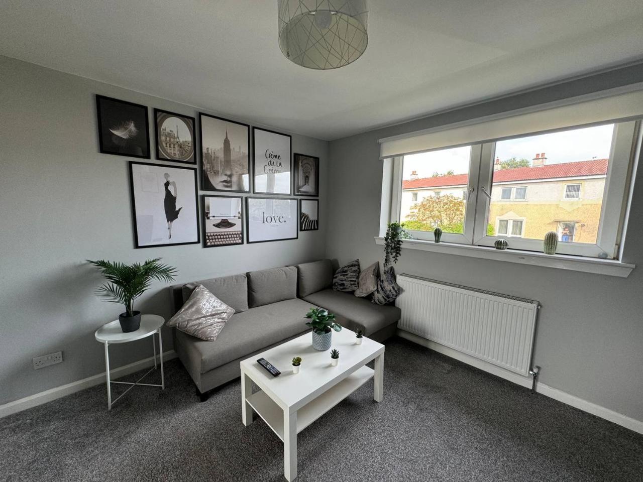 Brand New 3bdr Home, Glasgow Holiday home Clydebank